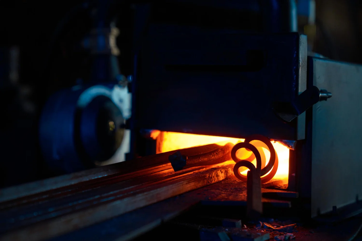 Precision metal forming and bending service for steel fabrication